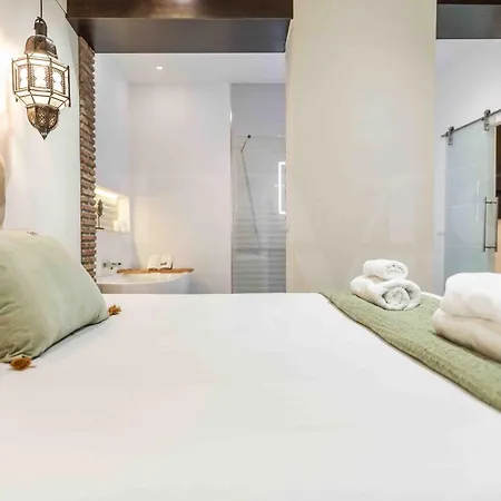 Fabulous In Historic Center By Rems Appartement Málaga